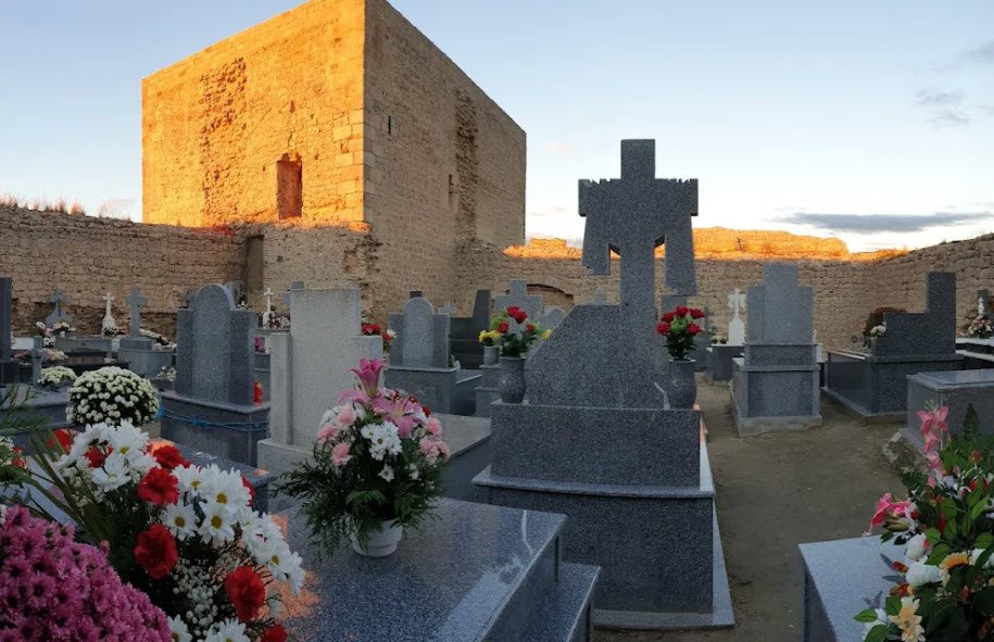 Castillo de los Bracamonte, Spain